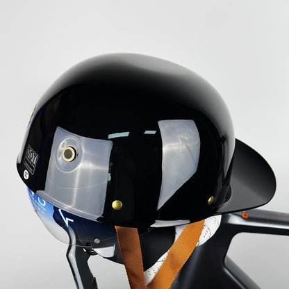 Motorradhelm im Basecap Style mit blau getöntem Visier