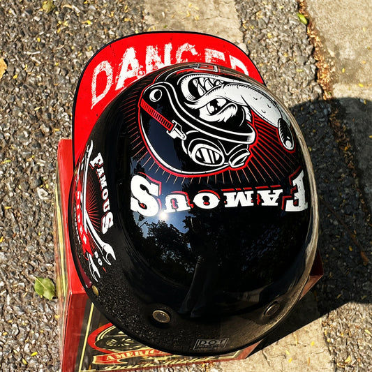 Motorradhelm im Basecap Style mit blau getöntem Visier